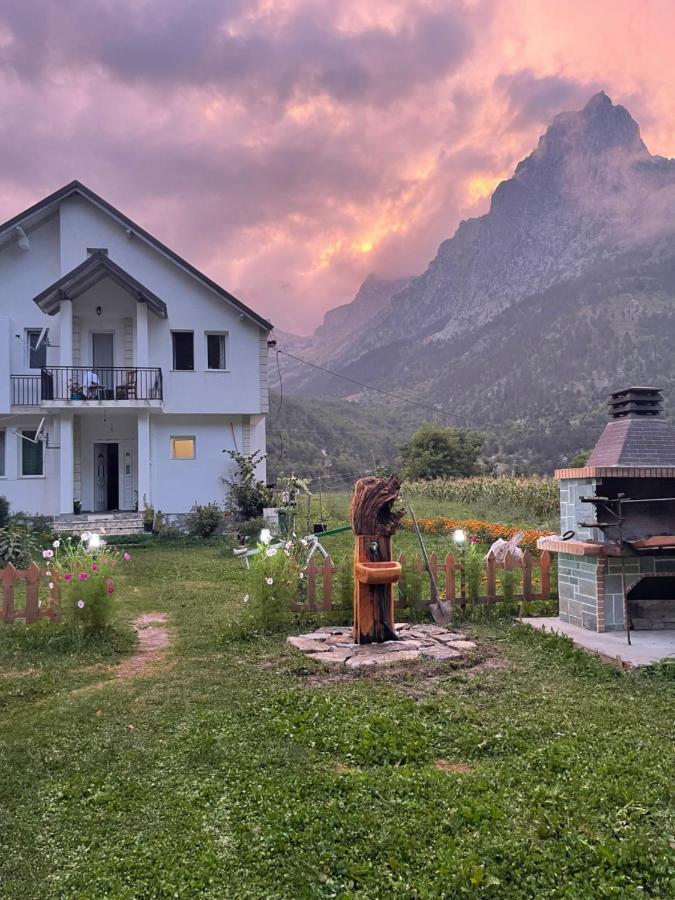 Bujtina Izet Selimaj Hotel Valbone Exterior foto